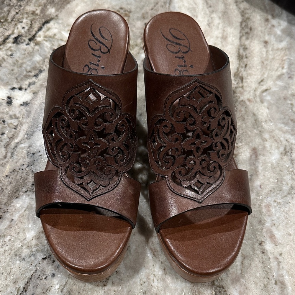 Brighton Brown Leather Cutout Mule Clogs